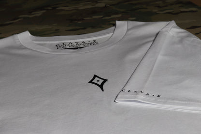 Camiseta Insignia